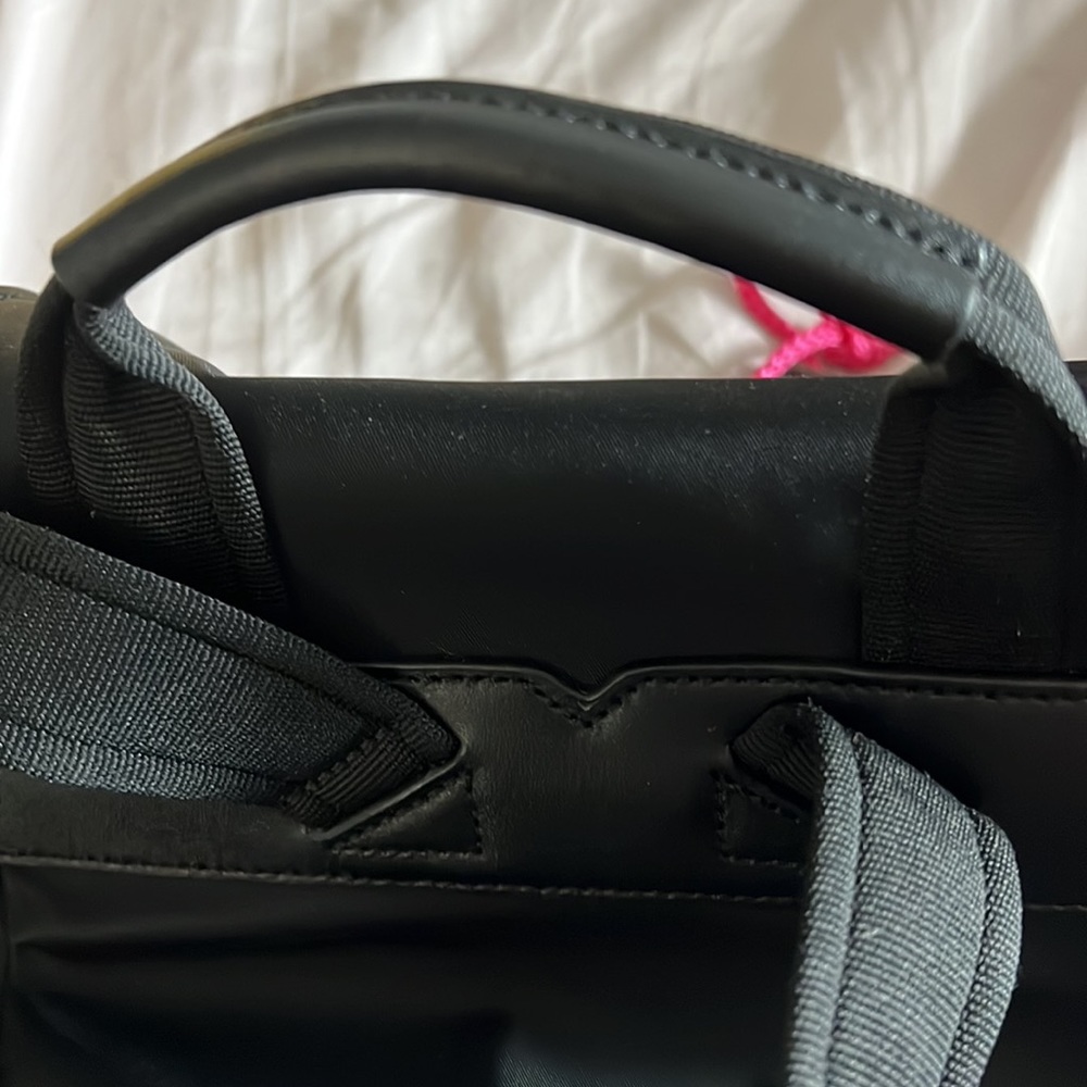 Kate Spade - Picture 8 of 12